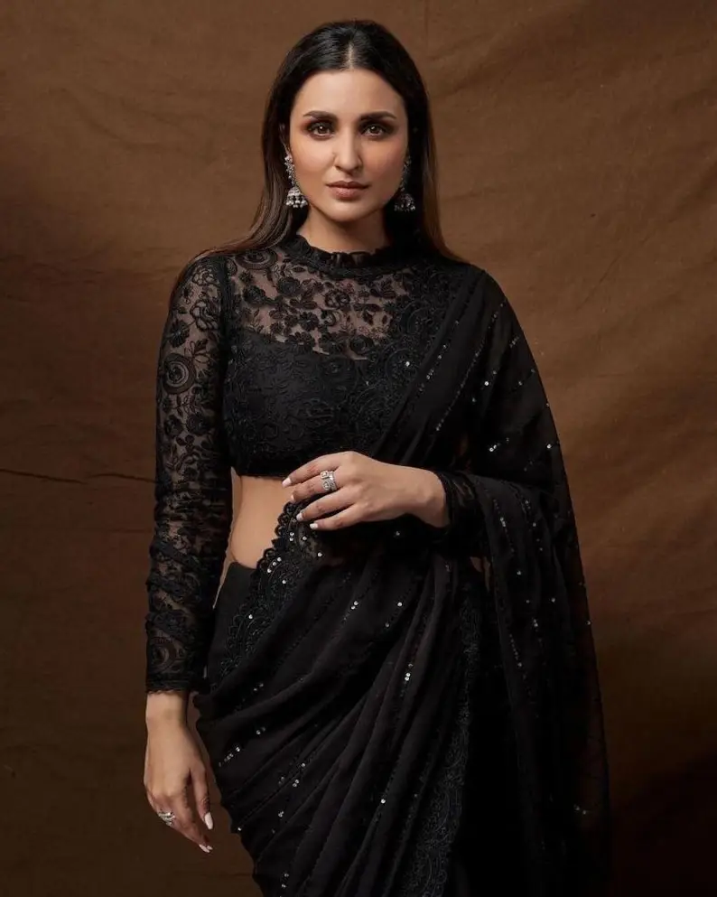Parineeti Chopra Stunning Looks In Beautiful Black Saree Blouse